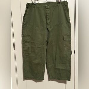 Women’s  Green Cargo Pants